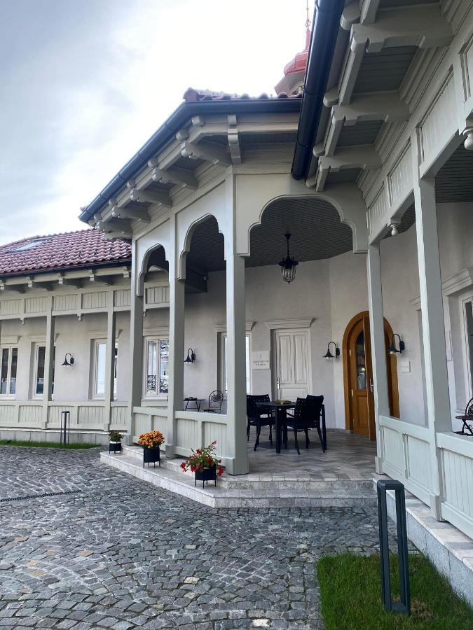 Augsburg Apart Piatra Neamţ Exteriör bild