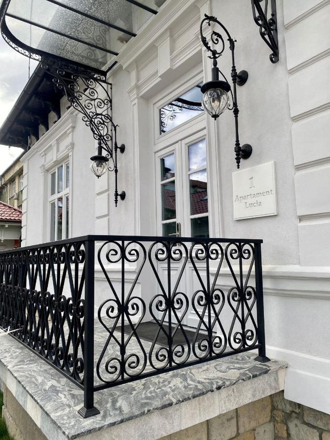 Augsburg Apart Piatra Neamţ Exteriör bild
