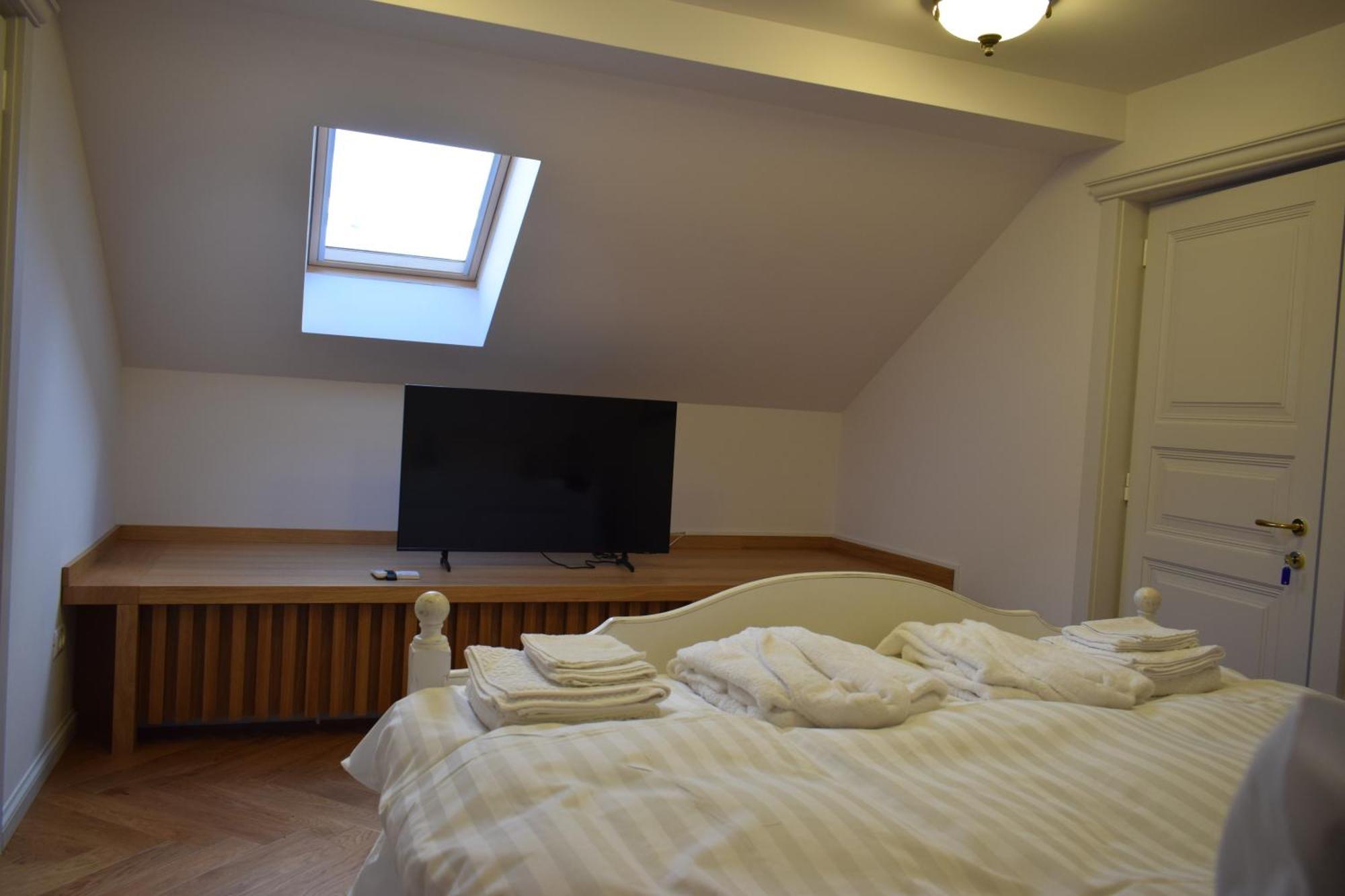 Augsburg Apart Piatra Neamţ Exteriör bild